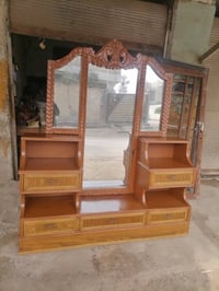 ميز • الكوفه سهله • شارع معمل الدبس