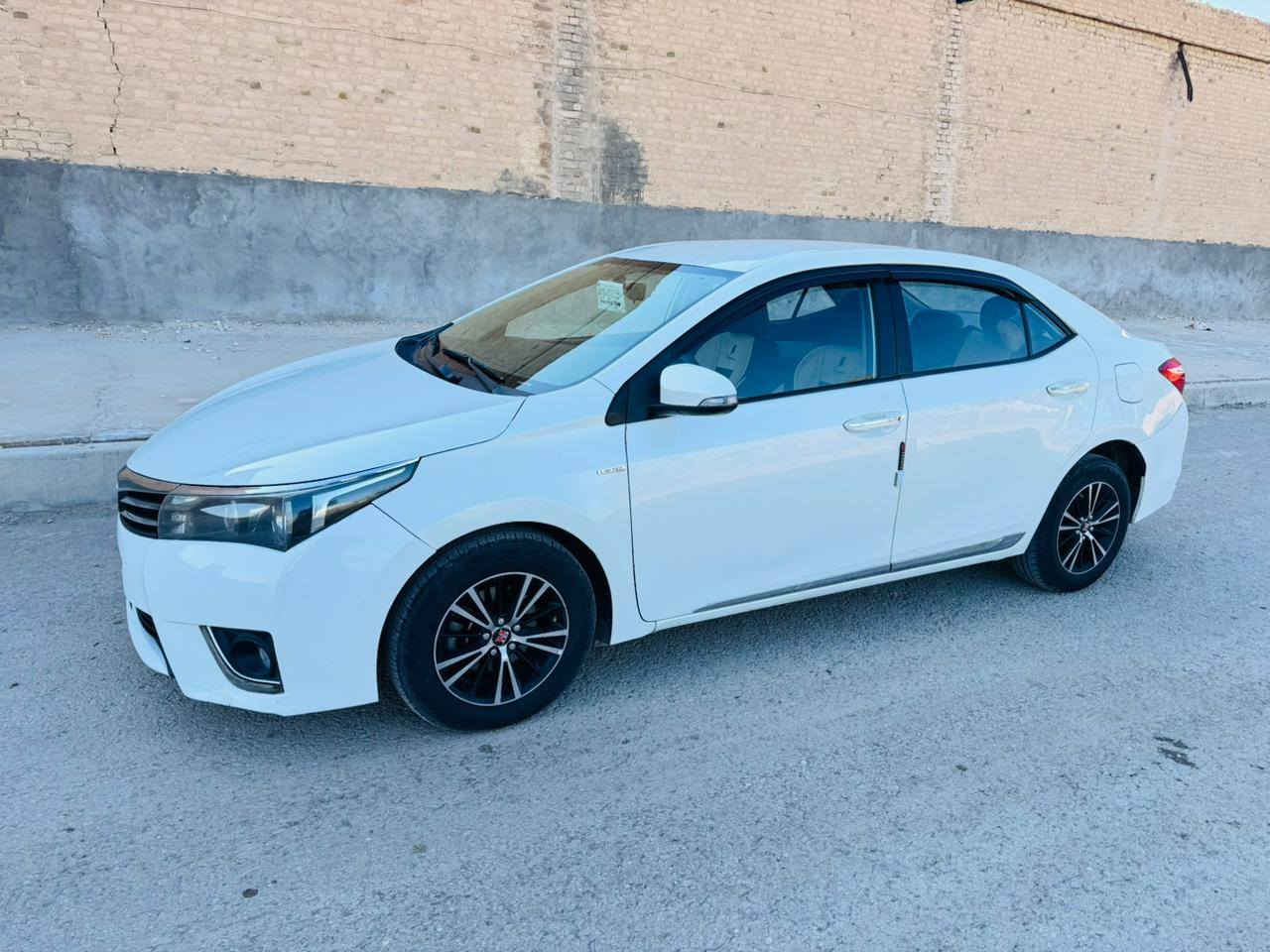 السلام عليكم جميعٱ
للبيع تويوتا كورلا خليجي موديل 2016 محرك 1800
لمتتد
شاشه
كامره 
حساسات خلفيه اماميه 
ويل كب 
داخل لونين 

سياره بيه باب وجاملغ كلير اثر شخط فقط بدون اي حادث بدون معجون
سياره جاهزه من مكينه وكير وحداديه تخم تاير  ماتصرف عليه الف

سنويه جديده لل 2027
تحويل وكاله 
مكان سياره بابل
السعر 124
لاتصال 
***********
***********
