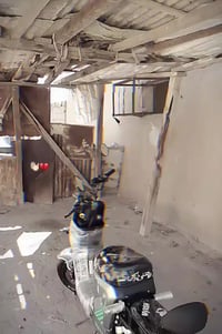 شباب دراجه شحن R7 السعر 450وبيه مجال رقم الهاتف 07840074471