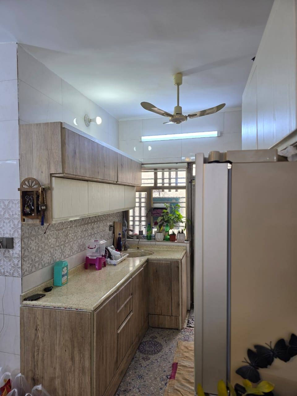 ​🏠 بيت  للبيع في حي الجهاد (منطقة الخارجية) 🏠
لكل الباحثين عن السكن الراقي والتصميم الذكي، يتوفر لدينا بيت بمواصفات مميزة وبناء حديث "درجة أولى":

​المساحة: 80 متر.

​الأبعاد: واجهة (4 متر) ونزال (20 متر).

​التصميم الداخلي:

​🛏️ 3 غرف نوم مريحة.

​🛋️ صالة واسعة لاستقبال العائلة.

​🛋️ غرفه استقبال مستقلة.

​🍳 مطبخ مجهز بتصميم حديث.

​🚿 خدمات وصحيات متكاملة.

​☀️ منور لضمان التهوية والإضاءة الطبيعية.

​📍 الموقع: بغداد - حي الجهاد - منطقة الخارجية (موقع هادئ وقريب من الخدمات).

​📞 للتواصل والاستفسار:

​لمعرفة السعر وباقي التفاصيل، يرجى الاتصال أو المراسلة عبر الأرقام التالية:

​واتساب: ***********
​اتصال مباشر:
 ***********
​مكتب الصادق للعقارات 🏢
نحن هنا لخدمتكم وتقديم أفضل العروض العقارية.
