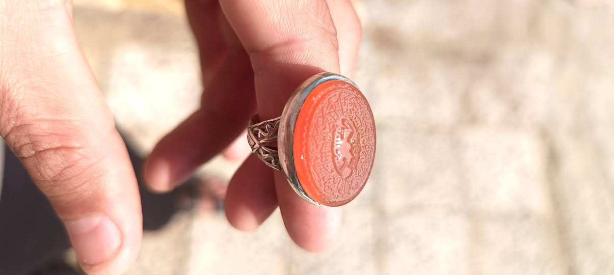 مخطوط حرز سيد علي القاضي.  الصياغه نجفيه  انطي سعر


**إذا كنت صاحب هذا الإعلان وتريد حذفه لأي سبب، رجاءا أرسل رسالة إلى الدعم الفني**