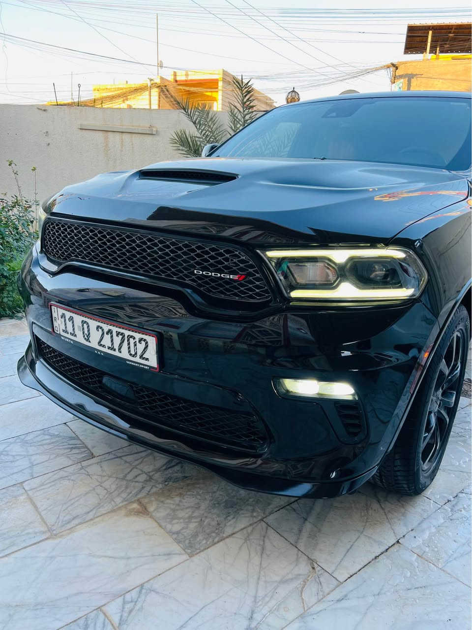 السلام عليكم

للمراوس 

دوج دورنكو 2023 

محرك V6 سلندر 3600 

حساسات خلفية

بصمه تشغيل 

والأبواب الاماميه بصمه

3 قطع تبريد

مرايه عاكسه للضوء

رادار امامي

رادار جانبي 

مثبت سرعه

نقطة عمياء

فور ويل

توقف ذاتي عند الرجوع 

اطفاء ذاتي

كشنات جلد كهرباء 

كشافات امامية

ثلاث وضعيات للقياده

لايتات زنون

كامرة دوارة

شاشة كبيرة

حادث كلش خفيف

***********

عنوان السياره ناصريه ناصرية, ذي قار
