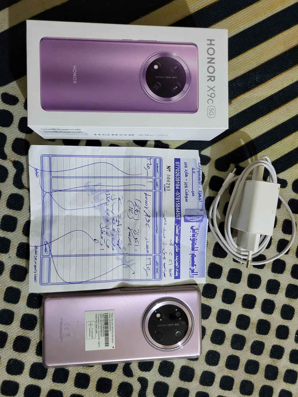 السلام عليكم ورحمة الله وبركاته 🌹
📱 Honor X9c 5G
 الجهاز جديد تقريبًا – استخدام كم يوم فقط
 مع الضمان والوكالة + ورقة الشراء

المواصفات : معروفة (اندرويد ١٦)
 الذاكرة: 256GB
 الرام: 12GB + 12GB افتراضية

📌 الحالة:
✔ الجهاز نظيف جدًا
✔ كامل الملحقات الأصلية
✔ كارتون + كلشي موجود
✔ الحالة 100% (أكرر: جديد)

💰 السعر: 310,000 دينار
(سعر الشراء كان 365,000)
✔ بي مجال بسيط للمشتري الجاد
📍 الموقع: بغداد – العبيدي
التواصل: خاص او على الرقم
*********** (بدون كسران❤️)
