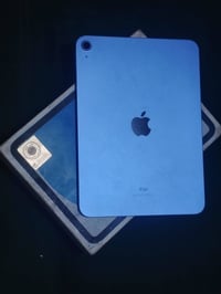 ايباد ١٠ • نضيف • مكفول