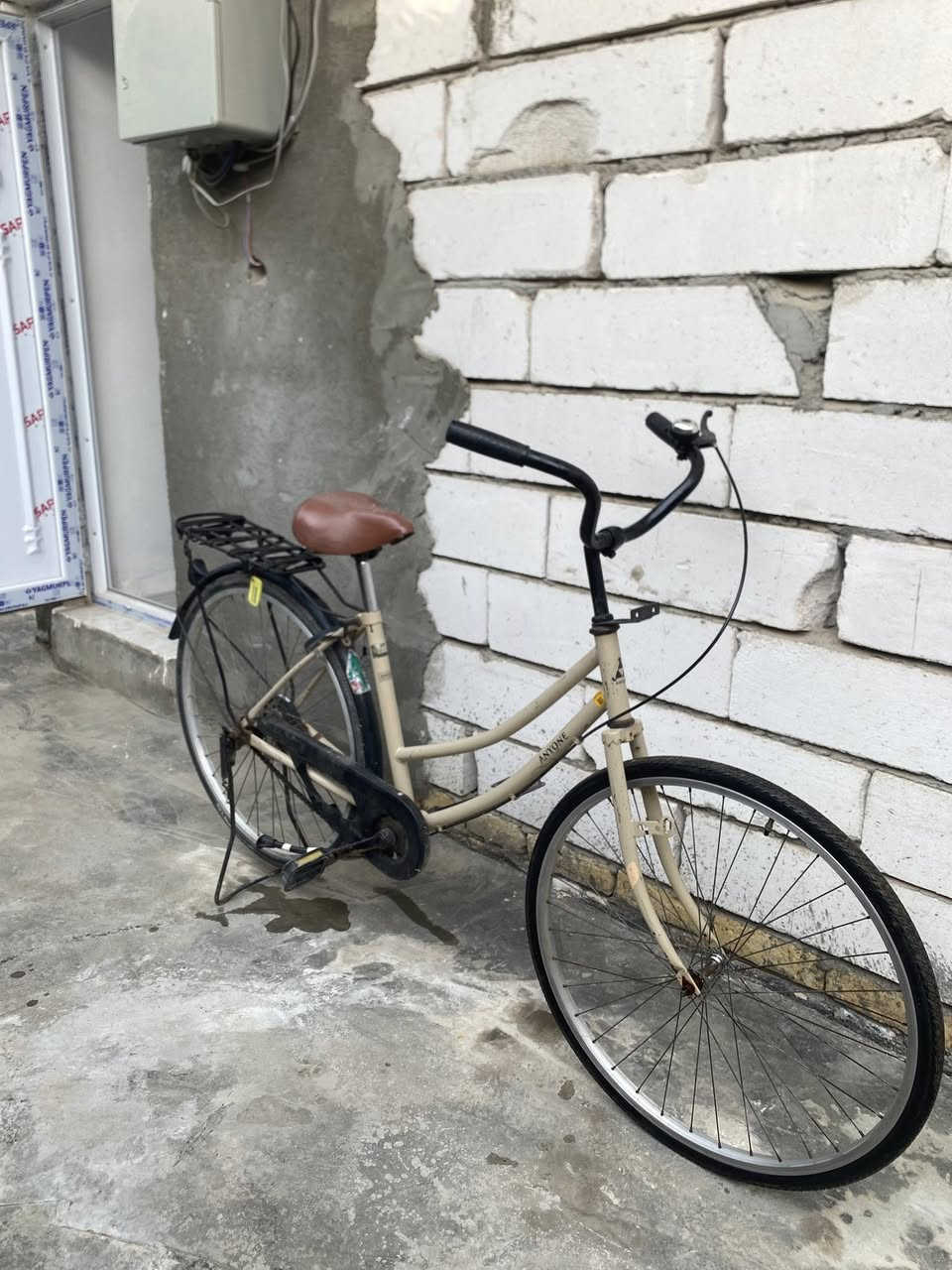 سلام عليكم
باسكل للبيع الحجم -26- السعر 95 وبي مجال مكاني شاميه ياباني اصلي

***********
