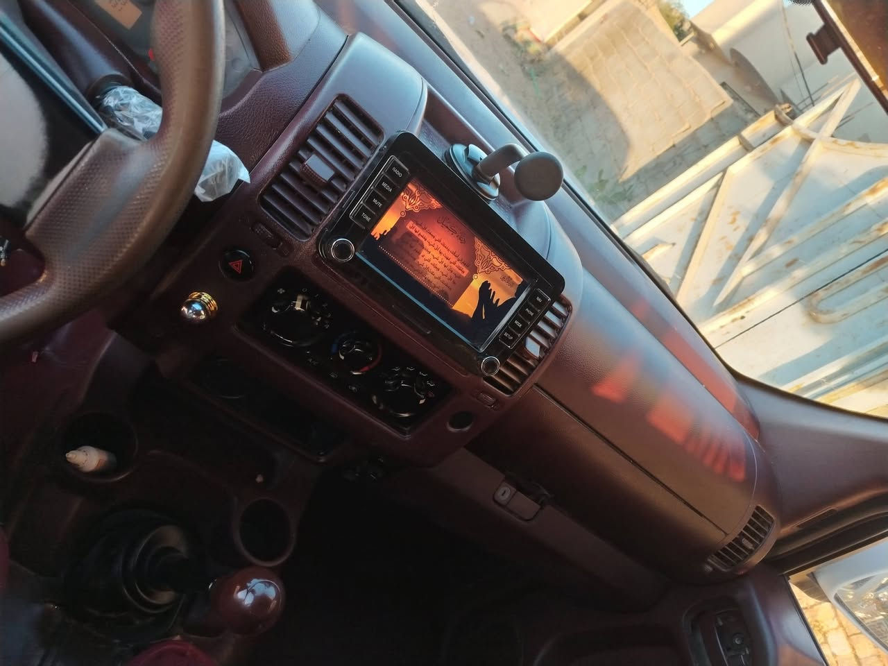 نيفارا موديل ٢٠١٣ رقم اربيل كير عادي ست نمر السعر ٧٥ بيع مستعجل مكان كربلاء تفاصيل  رقم ***********
