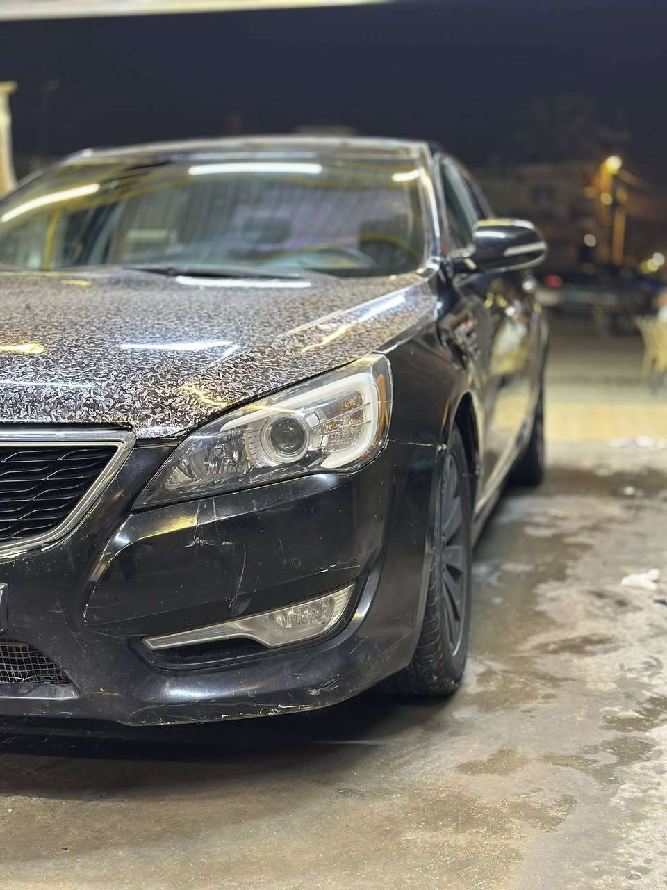 كادينزا كوري 2012 سته سلندر 3300cc
رقم بصرة مشروع موازي وراعيها موجود
داخل اسود جلد 
تدفئة كشنات
تبريد قطعتين رادييتر تبريد وفريز جدد
حادثها جاملغ فقط بدون دواخل
ومقدمة القمارة فقط تعديل بسبب البنيد طاگ على مقدمة القمارة
 ابيعك صبغ عام
السياره بنيد مغلف نقشة وقماره وجنطه مغلفات اسود لامع جماليه
ويل اسود 
تحكم ستيرن
دواخل السياره حلوة
نقص السياره بيها طبّه بالگير خفيفه عالd 
النمر كلها شغاله وممتازة 
المكينة بيها بخار قليل جدًا وصوت اثناء التشغيل
وكهربائيات تحتاج اشياء بسيطة جدًا
تحتاج مداراة شويه وترجع جديدة
عليها غرامات ٦٠٠ الف تقريباً ما متأكد بالضبط
السعر ٦٢ ورقه قفل (والغرامات عالمشتري)
السياره عارضها واقع حال وما فارغ اعمرها 
سونارها موجود اللي يحتاجه اصورلهيا
ذكرت كل التفاصيل البيها نفس ما هي حتى ما اتفشل ويه احد
مكان السيارة النجف الأشرف
‎***********
