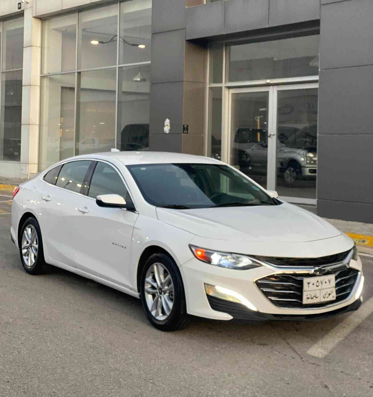 شۆفلێت مالیبۆ - مۆیل 2018 مواسەفات :LT  سعر : ٩٤$💸 ***********
------------------------🔹
سەیارەکە زۆر جوان ماوەتەوە 
دووپارچەو دووپەلەی بۆیاخە 
مواسەفاتی LT ( چواردەرگابەسمە - شەغال - لید - ئاوێنە ئیشارە - ئاوێنە کارەبای - شاشە - کامێرا - ڤۆلیۆم - تەحدید سورعە - گێڕ تۆماتیک و عادی - کوشن کارەبای ) 
---------------🔹
گێڕ و مەکینە نەکراوەتەوە هیچ خەلەلی نیە بەشەرت 
------------------🔹
تەحویل و غرامەبەشەرت 
شوێن : سلێمانی 🌅 ژ.م *********** السليمانية, العراق
