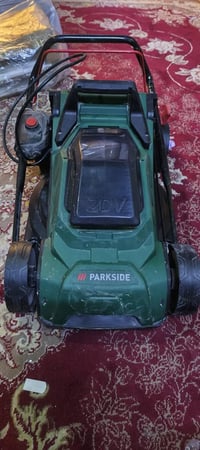 حاشوشة ثيل شحن ٢٠ فولت بارك سايد جديد بسعر صدمة ٣٥ الف العدد قليل جدا ...