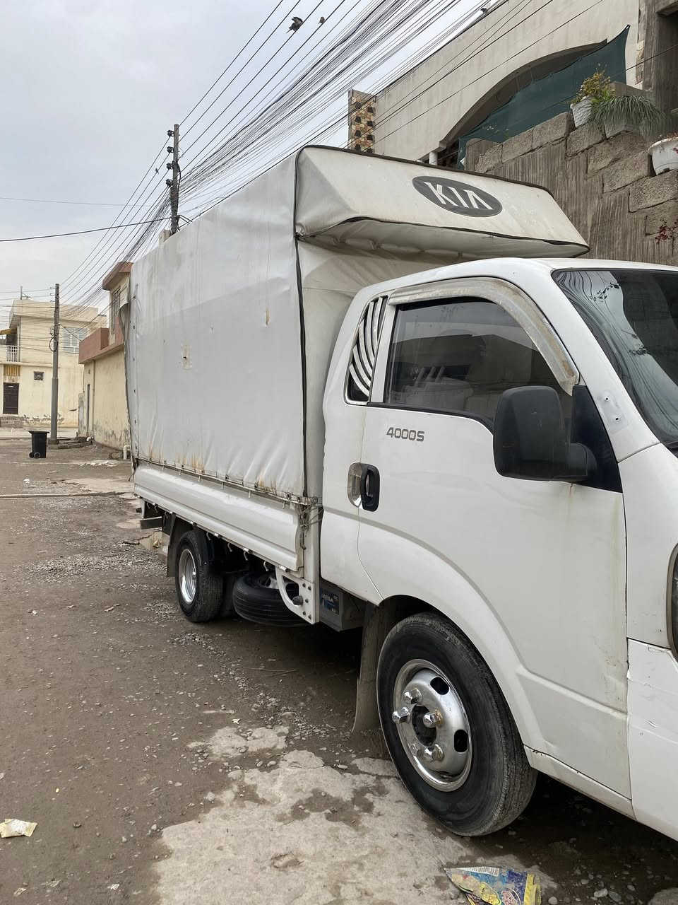سلام عليكم كيا حمل موديل 2013/محرك /4000رقم نينوى سياره جاهزه ب اسمي رقم جديد سنويه جديد شاصى و مكينه بشرط بدون صبغ لسعر  انتصل علا هاذا رقم :***********￼￼
