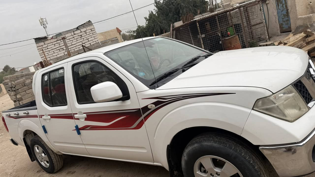 سلام عليكم بيكم نيفارة للبيع سياره حلوه وجديده كير ومكينه كارتون كهربائيات شغاله كلها حساسات خلفيه شغاله حداديه كارتون صالي ١٥يوم من شديت حداديه تايرات جدد رقم بصره وبأسمي وهاذ تقرير مال السيارة باقي السيارة كلها كفاله عامة السعر ١٢٧ وبيها مجال بسيط واني بخدمة الشراي العنوان البصرة الزبير وهاذ رقمي ***********
