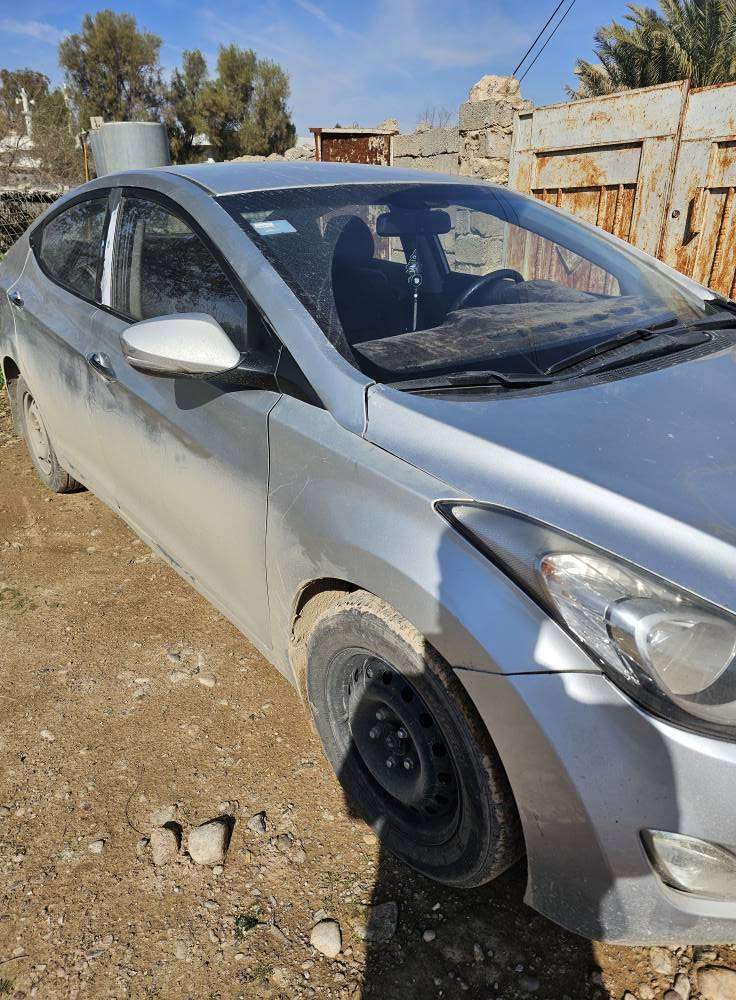 هۆندا ئەلەنترا (ئاڤانتی) 2011 بڕاوە
کوشن جلد و هیتەر 
ئاوێنە شەفت 
سوکان ڤۆلیۆم 
تەبریت لەمس 
پێش و دوا حاصە 
سەقف شوشەیی 
چوار تایەی لۆک لۆک 
مەکینە زنجیری مەرغوبی بازاڕ 
گێڕ عادی 
بەشەرتی گێڕ و مەکینە
شوێن کەلار 
46 گەڵاو مەعمەلە 
ژمارە تەلەفون *********** كالار, السليمانية
