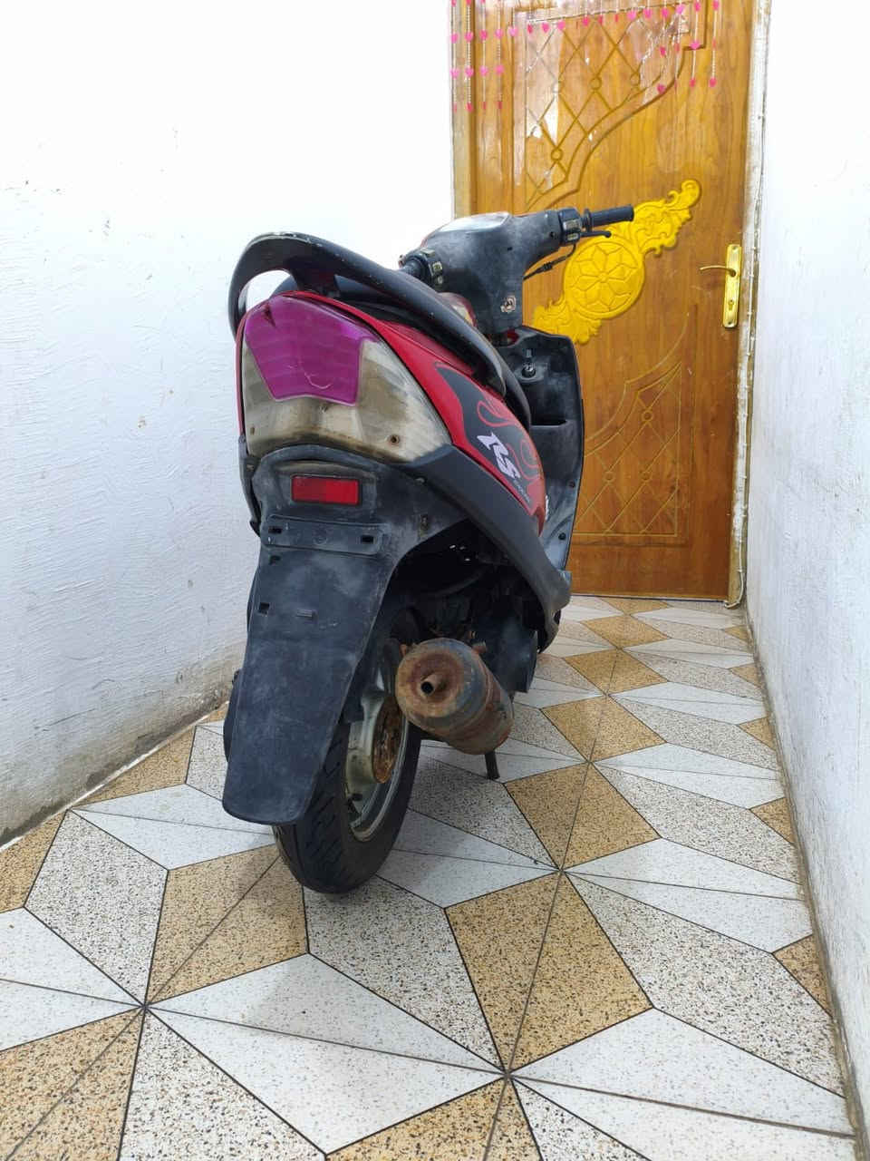 السلام عليكم ماكس عدله للبيع كفاله عامه من كلشي بوشه 49 بلاديه مامفتوحه ابد جيب وياك مصلح وتعال كهربائيات كله شغاله سلف هندر اشاير هورن لايت عالي وناصي اصطاب بريك حساس ويه البريك قفل صندوك قفل سكان كيج بانزين كيج عداد كفراته الاصليه مختمات دراجه مناقصه اي سي شلعه ومعدل تخبل مكينه ناعمه كلشش والسعر خاص العنوان البصرة التنومه رقم الهاتف للتواصل ***********
