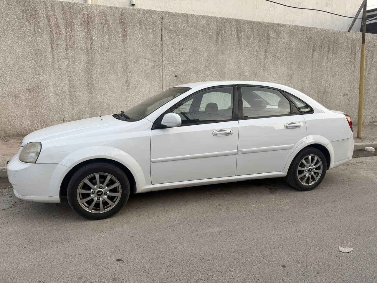 السلام عليكم اوبترا للبيع موديل 2013
السيارة صدر محرك كير  خير من الله بدون اي قطعة صبغ فقط الدعاميات مصبوغات جمالية 
تبريد ثلج سيارة مناقصهة شي وبلخير للتصير من نصيبة رايدها ب 90 مكاني بغداد رقم ***********
