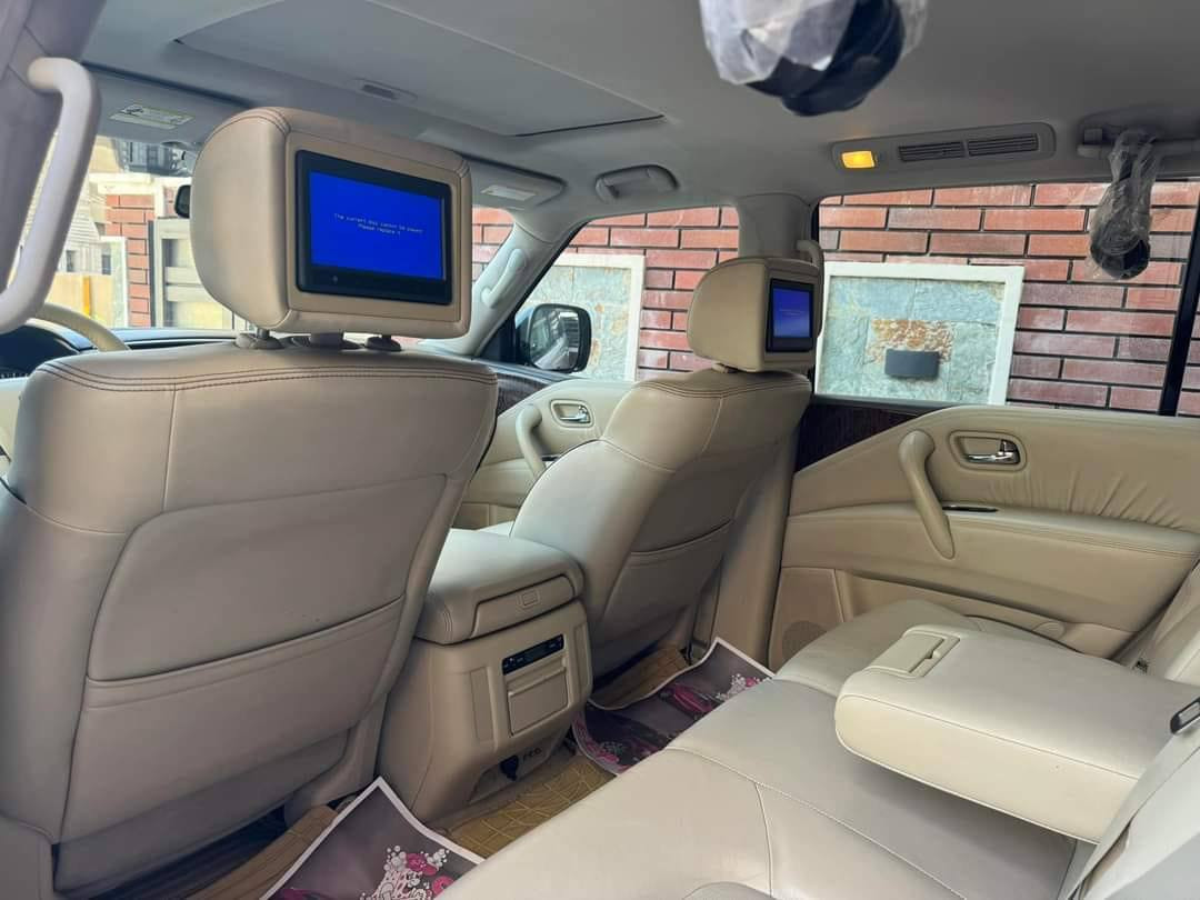 نيسان باترول LE
موديل /2011 
السعر/ 190$
وبيها مجال
مراوس اقصاد 
عداد المسافة /220 الف كم
شركة سرادار 
السيارة به جاملغ خلفي صبغ باقي السيارة مكفولة كفالة عامة
جديدة جدا وأحلى من الصور محرك وكير بشرط لا مفتوح ولا ملعوب بيه مكفول 
رقمها اربيل مشروع وطني باسمي تحويل مباشر 
مواصفات / (فتحة , ثلاجة، خمس كاميرات ، رادار امام ، توقف ذاتي , جلد ، كشنات تدفئة وتبريد , صندوق كهربائي، فور ويل وضعيات قيادة ، كشنات وستيرن كهربائى وخزن، سيدى جنجير سيدي خزن ، شاشات DVD , عدات شركة , 7 راكب، تبريد مركزي، بعد هواى مواصفات)
*********** واتساب
