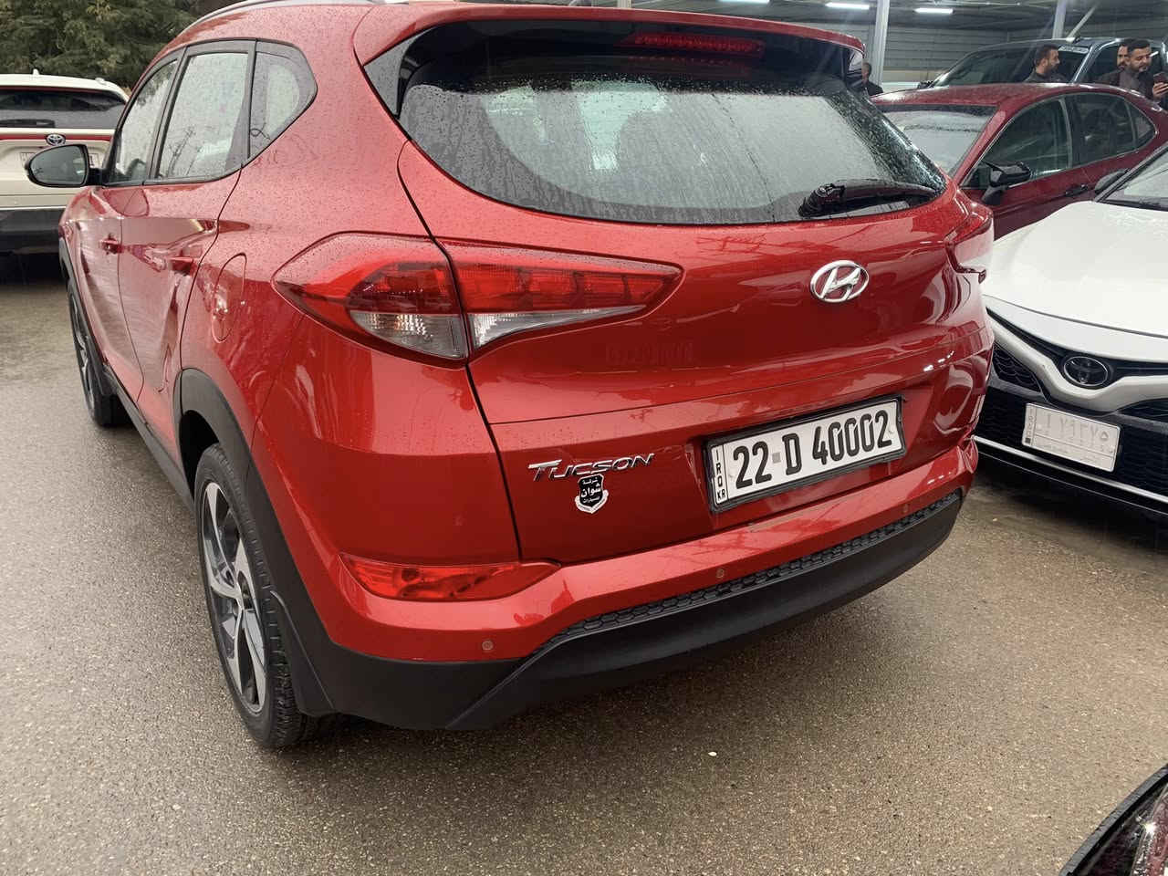 توسان خليجي ٢٠١٧ كفالة عامة من الصبغ والتبديل والبارد والشخط ماشية ١٣١ الف رقم اربيل الجديد  داخل بيجي مري شفط وترحيب مري جانبية ولد نهاري وتحكمات استيرين وكامرة وحساس خلفي وحساس ماسحات جامة عند المطر ولد امامي خلفي سيارة جديدة بمعنى الكلمة محركها ما مفتوح بلادي سعرها ١٧٥ وبيها مجال او مراوس 
للاستفسار *********** 
الانبار
