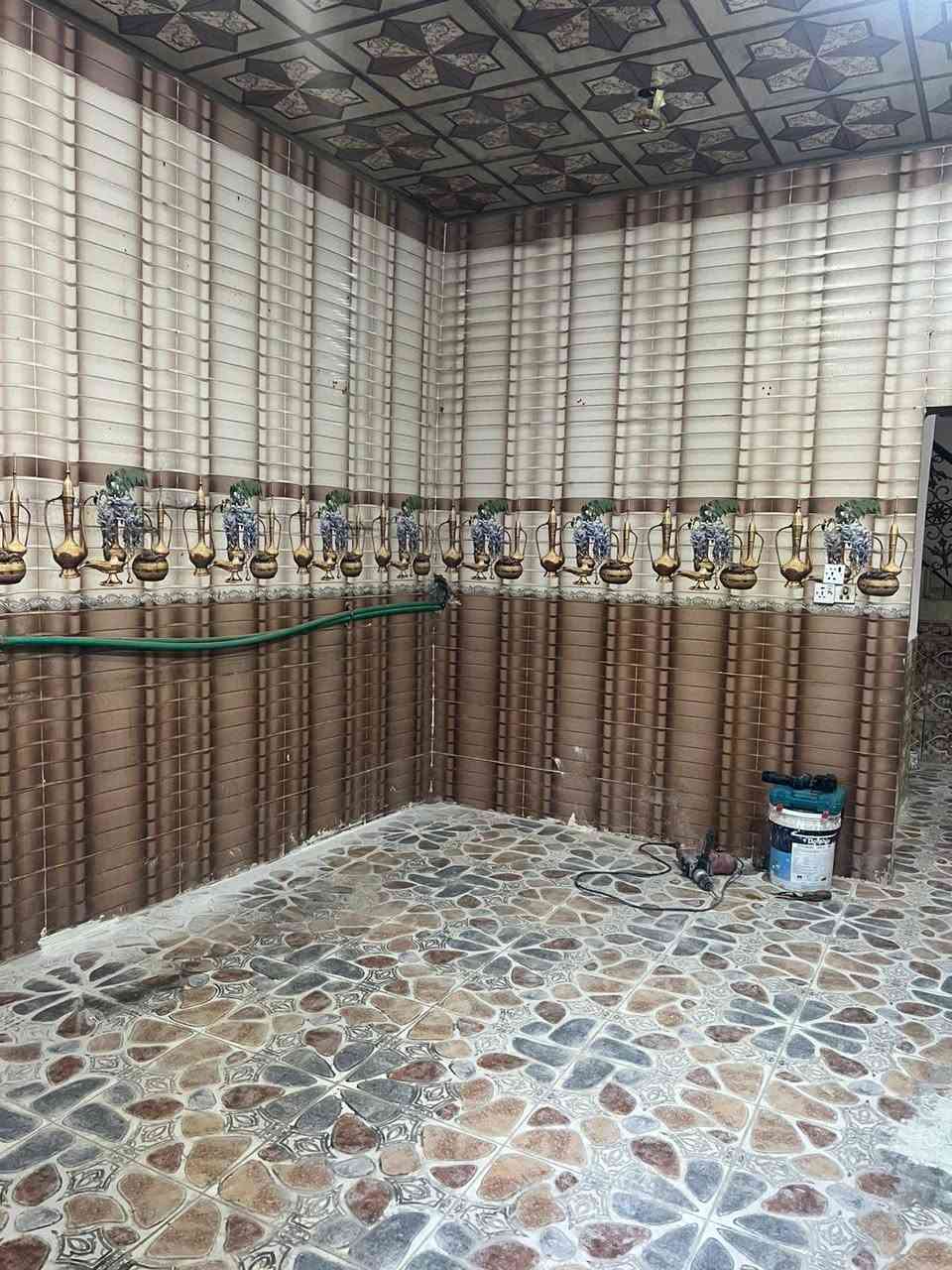 #يالله (اللهم صل على محمد وآل محمد)

#بيت زراعي 200 متر للبيع 🔑

#يحتوي على غرفتين وصاله ومطبخ وإستقبال وحمامات خارجيه وداخليه بيت كلش مرتب 😊

#خدمات كامله ماي ومجاري وكهرباء وانترنت ضوئي بالباب 👍

#العنوان ناحية أور (السديناويه) حي الرحمن فرع أفران ليان #البناء بلوك كهربائي عكاده

#السعر واي تفاصيل التواصل على الرقم ***********
