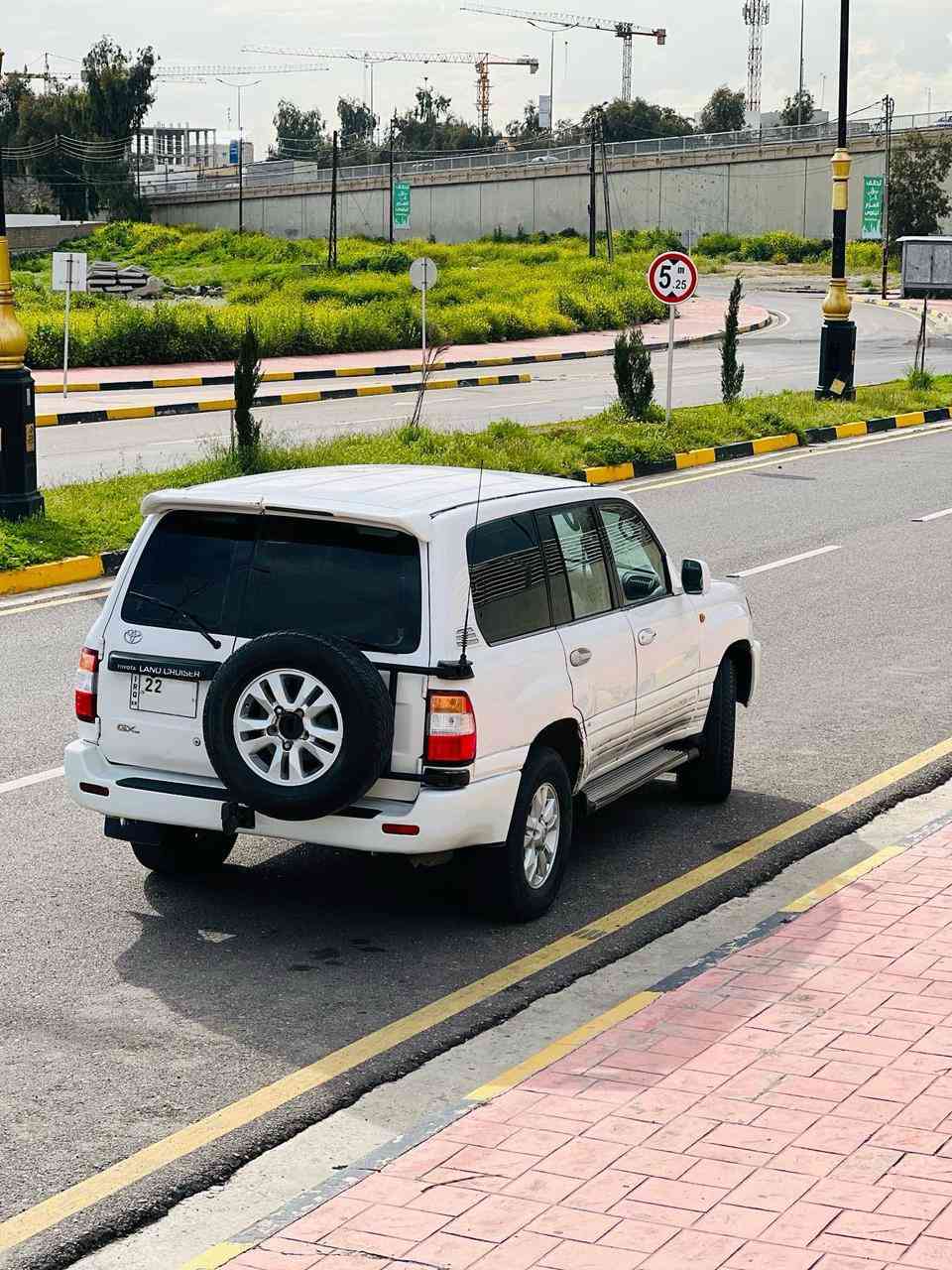 السلام عليكم
مونيكا جكساره موديل 99 محدث 2002
رقمها اربيل انكليزي
ضررها جاملغ امامي بدون داخل 
كير محرك اكسل بشرط
صدر امامي خلفي جديد 
ترايك وين تحب 
مكان السياره الموصل 
منظومه غاز 80 لتر 
ثلاجه بيها 
تبريد ٣قطع كلو شغال 

السياره فوول بس كير عادي
السعر 125
التواصل واتساب واتصال ***********
