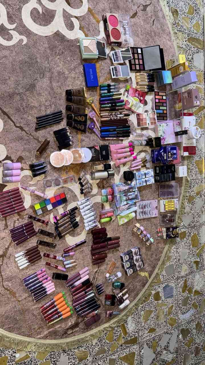 متوفر مكياج بسعر مناسب فوك ٢٠٠قطعه


**إذا كنت صاحب هذا الإعلان وتريد حذفه لأي سبب، رجاءا أرسل رسالة إلى الدعم الفني**