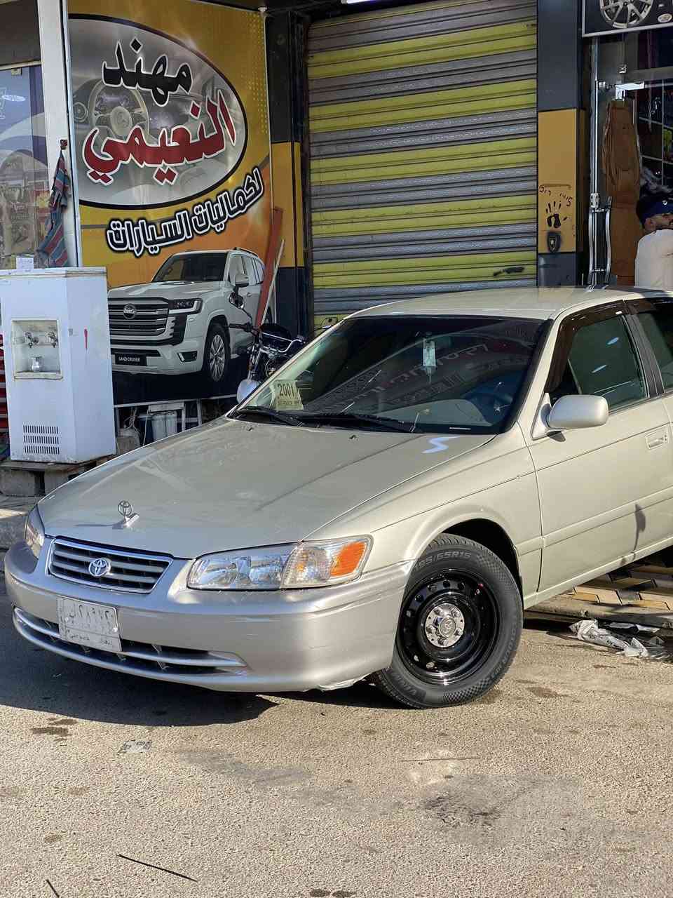 سلام عليكم
كامري موديل 2001 وارد امريكي 

رقم بغداد مشروع وطني بأسمي السياره 

مصبوغه عام اثر جراد 

حادثها جاملغ ايسر

مكفوله من الحادث القوي 

كفاله عامه كير محرك شواصي وكشر 

تبريد ثلج 

تدفئه 

دواخل كلها بلاد 

ضفيرة كهربائيات كلها بلاد ما بيها قطرة تيب 

سياره ما مخلي بيها اي نقص 

اضافه شاشه وكامره سماعات كلها مال كامري 20

سيارة جديده داخل وخارج 

منضومة زنون ناصي عالي 

اسف ع الاطاله 

السعر 80 وبيها مجال 

(***********)
