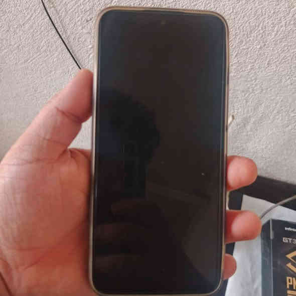 السلام وعليكم للبيع او مراوس بايفونInfinix GT30 Pro
وحش الالعاب 144 فريم ببجي 120 فريم 

استخدام اسبوعين يعني جديد كامل ملحقاته

شحن سريع

صوت ستيريو 

ذاكرة 256/ عشوائية 24

مكاني بغداد ماعندي توصيل رقمي ***********
