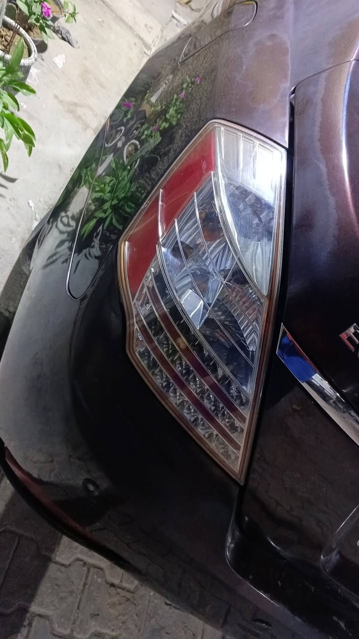 السلام عليكم اخوان عندي ويل كب عدد 3مال c7 نضاف كلش بس وياله سعرهن 150 وبكلايتات جهت السايق نضيف كلش والثاني مكسور ثنينهن ب40 مكان الطوبجي مقابيل المرور ***********
