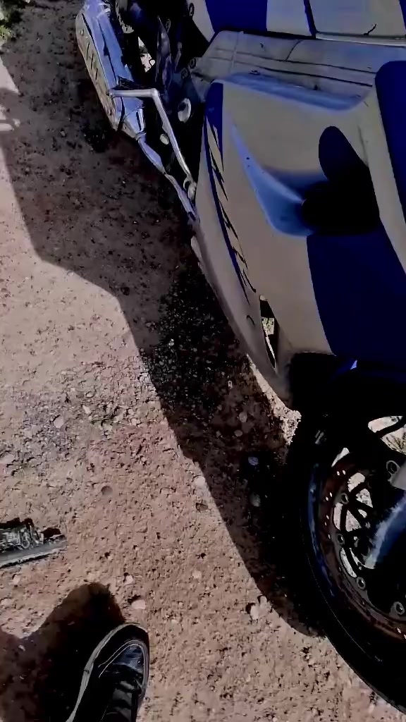 بسبب وعود كاذبه سعره٦ ونص ورقه ضمان أنطيك بي سنه ونص محركها كبس مففتوح طك كارتون كاويار 
 دراجه مكفوله كفاله عامه 350cc🚀 مينقصه غير غسله وبانزين وطلع سعرها سعر إيراني واوراق مالي بس صورلك فديو إني بنفسي اكفلها تلك من سرقه أو اي شي مكاني أربيل اشتي٢
 واساب***********
