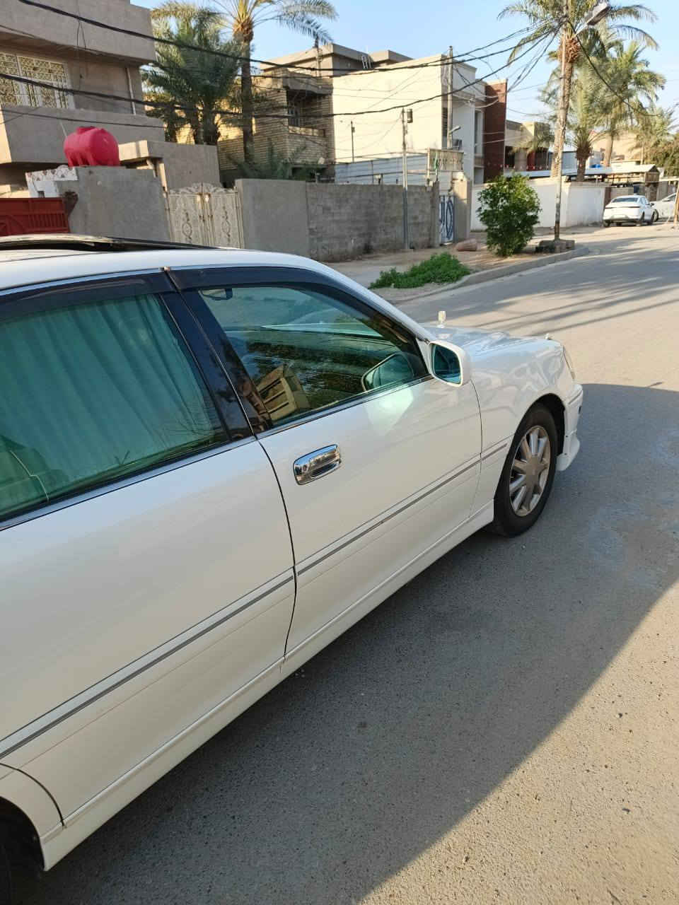 السلام عليكم ملكه البيع رقم سليمانية 
فول مواصفات
اربع دكم فتحة سقف 
تحوير نجف فوك جوه عارف العيساوي
جلد 
أربع كشنات كهرباء
ديفور الكبير شاصي 175
ويل نجمه 
مكفولة من كص ونقل جثه وتحويل 
ول ضربه والاالصوليات 
العنوان بغداد
 ***********
