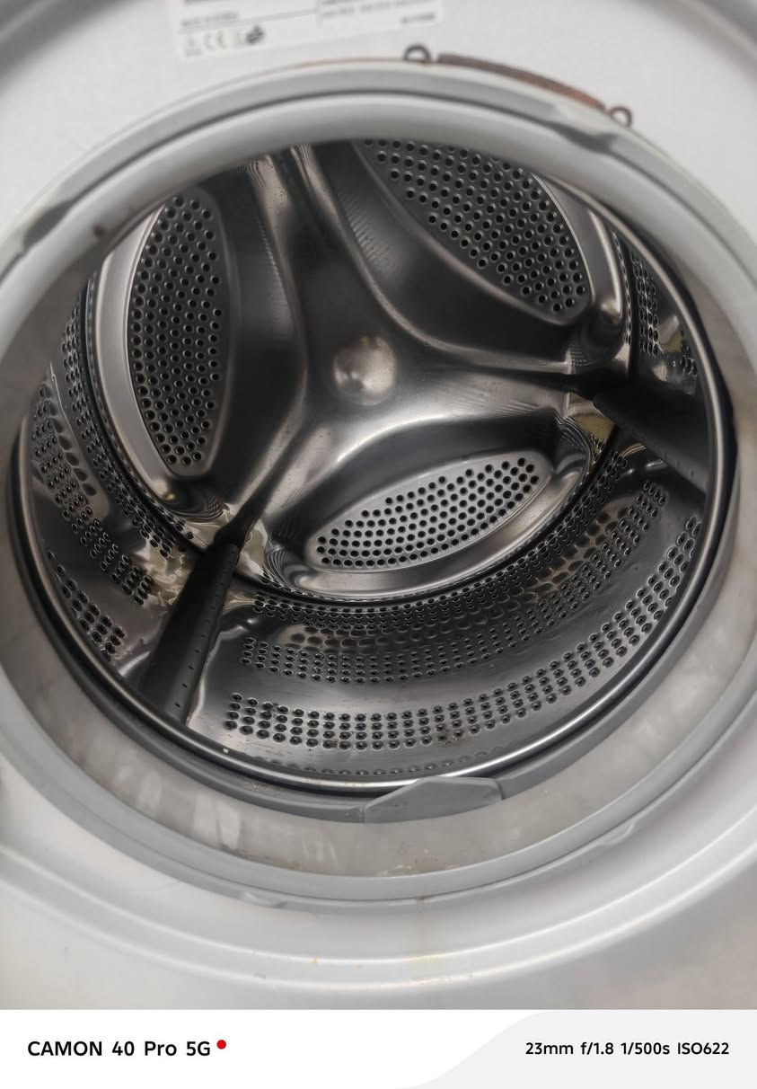 غساله LG
٧ كيلو
متروكه صار فتره شغاله ابيعك فحم تفحصها وتشوفها يمي ومبارك عليك 
مكاني الموصل جي التحرير 
السعر ١٠٠


**إذا كنت صاحب هذا الإعلان وتريد حذفه لأي سبب، رجاءا أرسل رسالة إلى الدعم الفني**