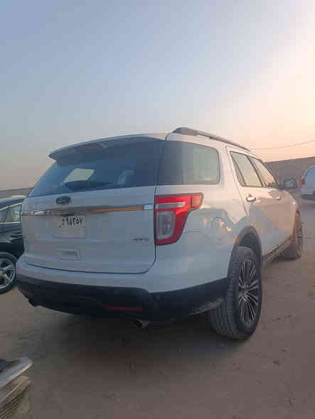 السلام عليكم
فورد اكسبلور. امريكي موديل 2013
 
مواصفات محرك 6/ سلندر 3500  مكفول هو والكير ولاكسل والكشر ( كفاله)
7 راكب 
ثلاث قطع تبريد 
مانع انزلاق 
مواصفات كلش هواي بيها            
تحكم ستيرن 
مكاني حله ابو غرق

السعر 115 بيها مجال قليل 
رقمي *********** اتصال فقط غير متواجد ع الفيس
