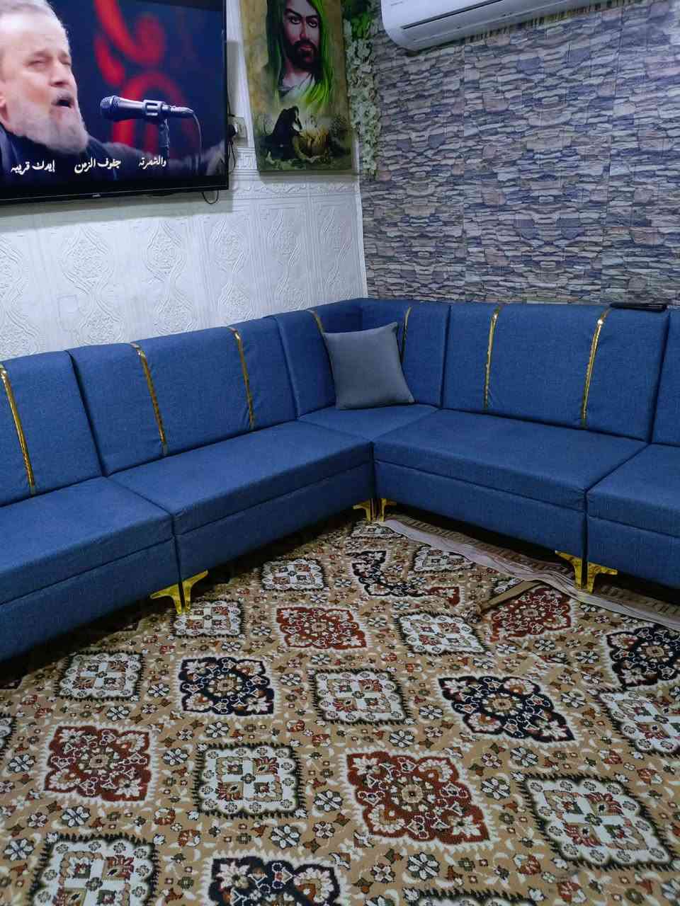 تخم ديوان 6 قطع 11 نفرات تفصال مامستخدم ولا دقيقه خشب لوك سفنج بلوك كلش قوي قماش كتان 300 بي مجال قليل الي يريده يراسلني توصيل موجود  @الجميع


**إذا كنت صاحب هذا الإعلان وتريد حذفه لأي سبب، رجاءا أرسل رسالة إلى الدعم الفني**