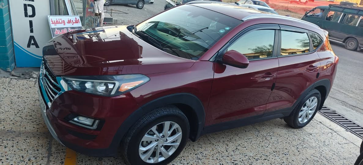 السلام عليكم
توسان 2020 امريكي 🇺🇸 للبيع فقط

محرك GDI 2000

ماشية 59000 ميل قابل للزيادة 

اللون ماروني

مواصفات Limited

السيارة رقم اربيل وموجودة بالموصل

صور الحادث مالتها بامريكا موجودة بالمنشور

سعرها 178$

وبيها مجال بسيط

للاستفسار او المراسلة على واتساب

***********
