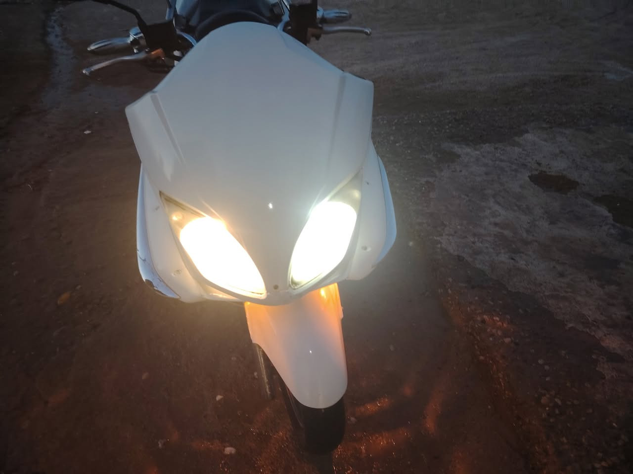 يا الله السلام عليكم دراجه فورزه للبيع 08الدراجه خير من الله مكينه ستوني شاده اله رمبه السعر مليون بيه مجال حك الجيه الستفسار ***********
