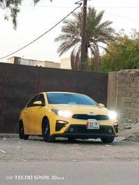 فورتي للبيع موديل 2019 وارد امريكي حادثهه جاملغ أيمن فقط بدون دواخل تخ...