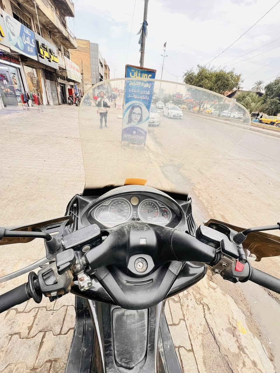 السلام عليكم
سلفر جيتي. 400 
محرك مكفول 
كفرات بيها ضربات بسيطه 
***********
