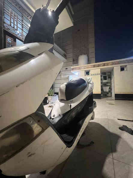 السلام عليكم
دراجة كوماكي للبيع و هاي صورها كدامكم 
محرك كفالة 
السعر 875 و بي مجال المفاوضة 
للتواصل على الصفحة و على الرقم ***********
المكان حله شارع 60
