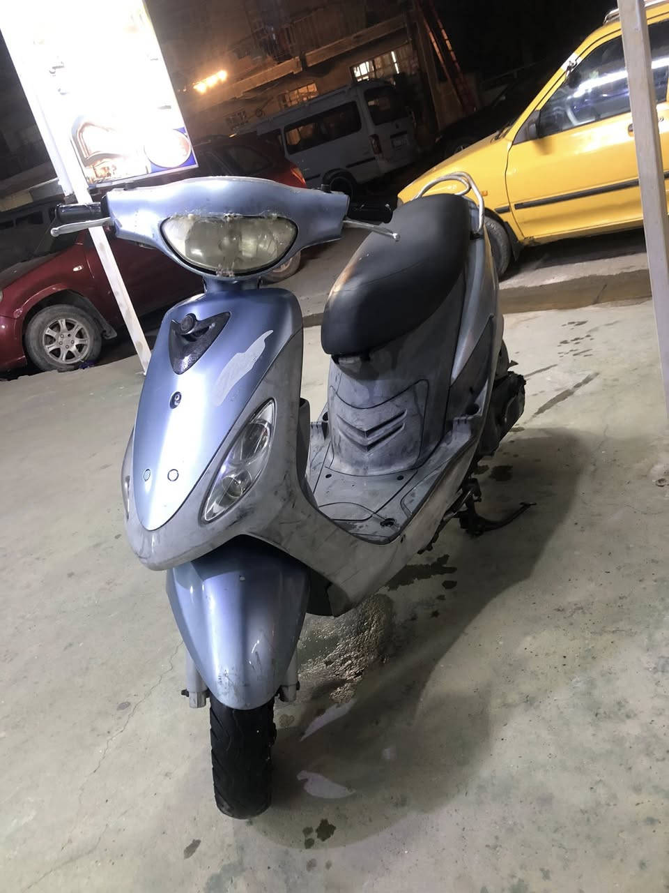 سلام عليكم البيع دراجه جديده نضافه فول كفرات اصليه مابيها اي نقص مكينه مامفتوحه اي نقص مابيها مكاني بغداد ألشعب شارع عدن


**إذا كنت صاحب هذا الإعلان وتريد حذفه لأي سبب، رجاءا أرسل رسالة إلى الدعم الفني**