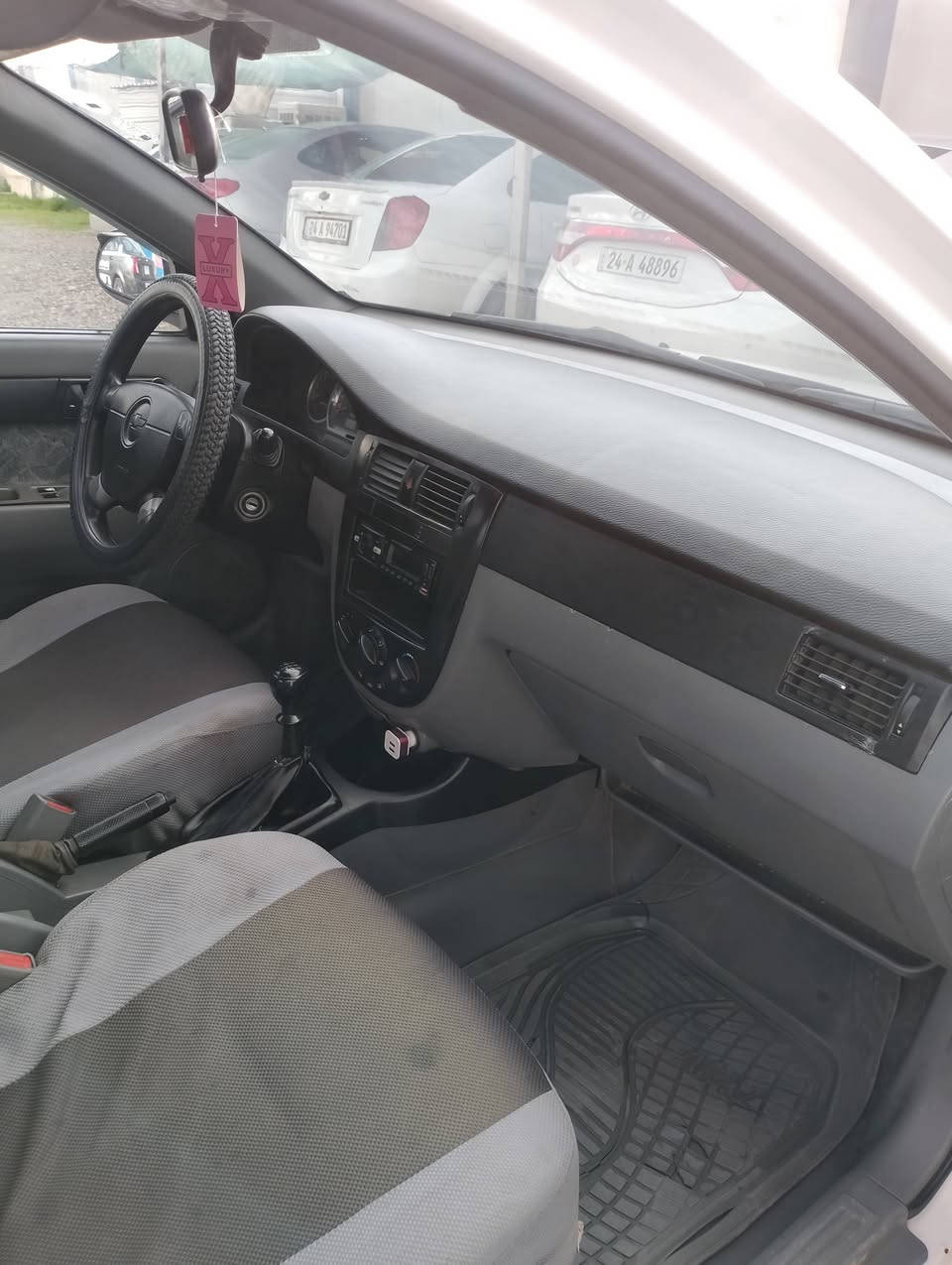 اوبترا 2004
كير عادي  
رقم الماني نينوى باسمي 
محرك شرط
كابون بانزين باسمي جديد

السعر 65 بيها مجال 

***********.  بي واتساب
