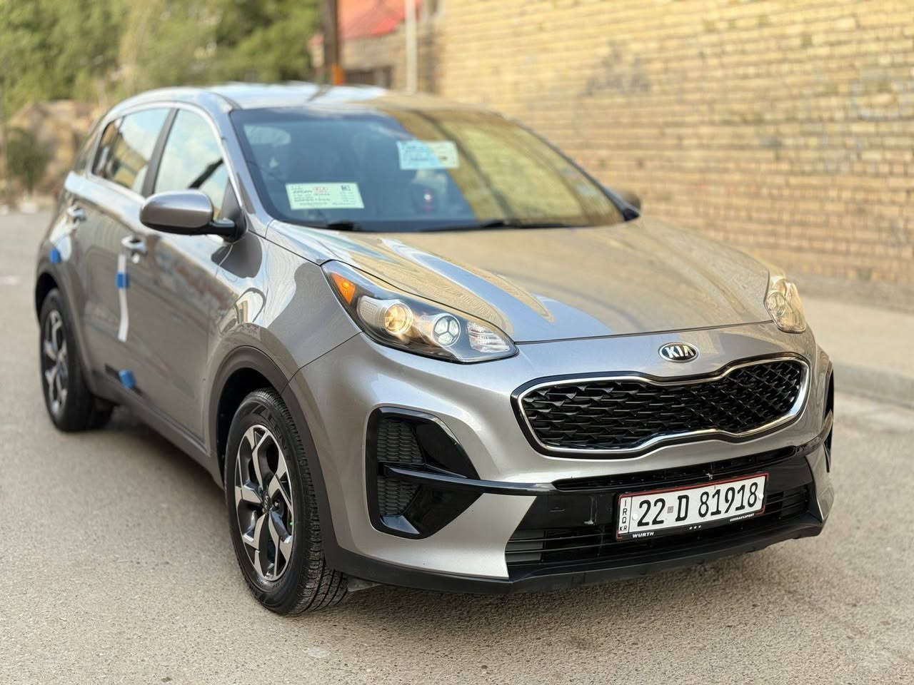 #بيع #مستعجل كيا سبورتج  2021وارد امريكي حادثهه نص قبق صندوق صبغ بجم كبس بدون ايرباك وسونر مرفوقات بل منشور ليره السياره تبريد  قطعتين  فور ويل شاشه جبيره كامره دواره ويل كروم  3وضعيات قياده محرك 2400 GDiكير محرك مكفولات تبريد كله بشرط عل وضع لشركه ماشيه 88تخم تايرات جديد صدر جديد ع وضع الشركه سياره جاهزه بدون اي نقص سنويه ارقام هزه كله جديد تحويل ثاني يوم كله بشرط  السعر ١٦٤وبيهه مجال بسيط العنوان بغداد البلديات *********** اعتذر من المراوس
