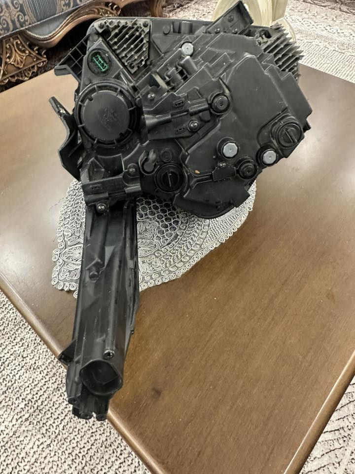 سلام عليكم 
زوج ماصدات سبورتج 
كوري اصلي للبيع 
للتواصل ***********
