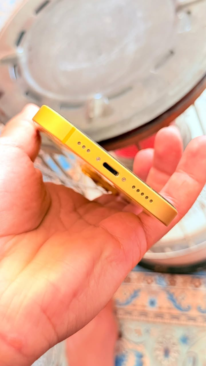 ايفون 14 eSim
السلام عليكم

ايفون 14 العادي شريحة الكترونية كلش نظيف شخط واحد مابي وين متريد تفحص افحص ممبدل بي كلشي حالة حال الجديد بطاريتة 89 التليفون كلشي طبيعي بي نموذج M محدثة اخر تحديث 26.3 

رقمي موجود واتساب ماموجود عالخط ***********
سعرة 475 بي مجال حك الجية
