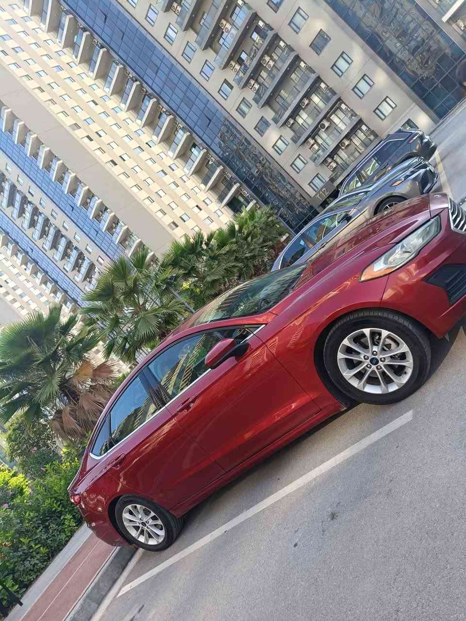 السلام عليكم 
فيوجين وارد امريكي 2019, 1.5T , ماشية 113الف ميل ، فقط الدعاميات صبغ حسب الفحص و الباقي ضمان و صيانة مستمرة كل ٦ اشهر ، رقم دهوك و المكان دهوك .
حسب كلام الاصدقاء و حسب تطبيق IQ لبيع السيارات حدد السعر بين 128 الى 121 
و انت هم قيم سعر و انشالله نتفاهم 
***********
