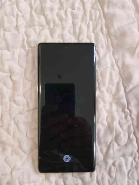 سلام عليكم تكنو سبارك 20 برو بلاص ذاكرة 256 بي فطر خفيف سعر 130 وانفنكس نوت 40 ذاكر 256 بي فطر خفيف سعر 130 مكاني بغداد ***********
