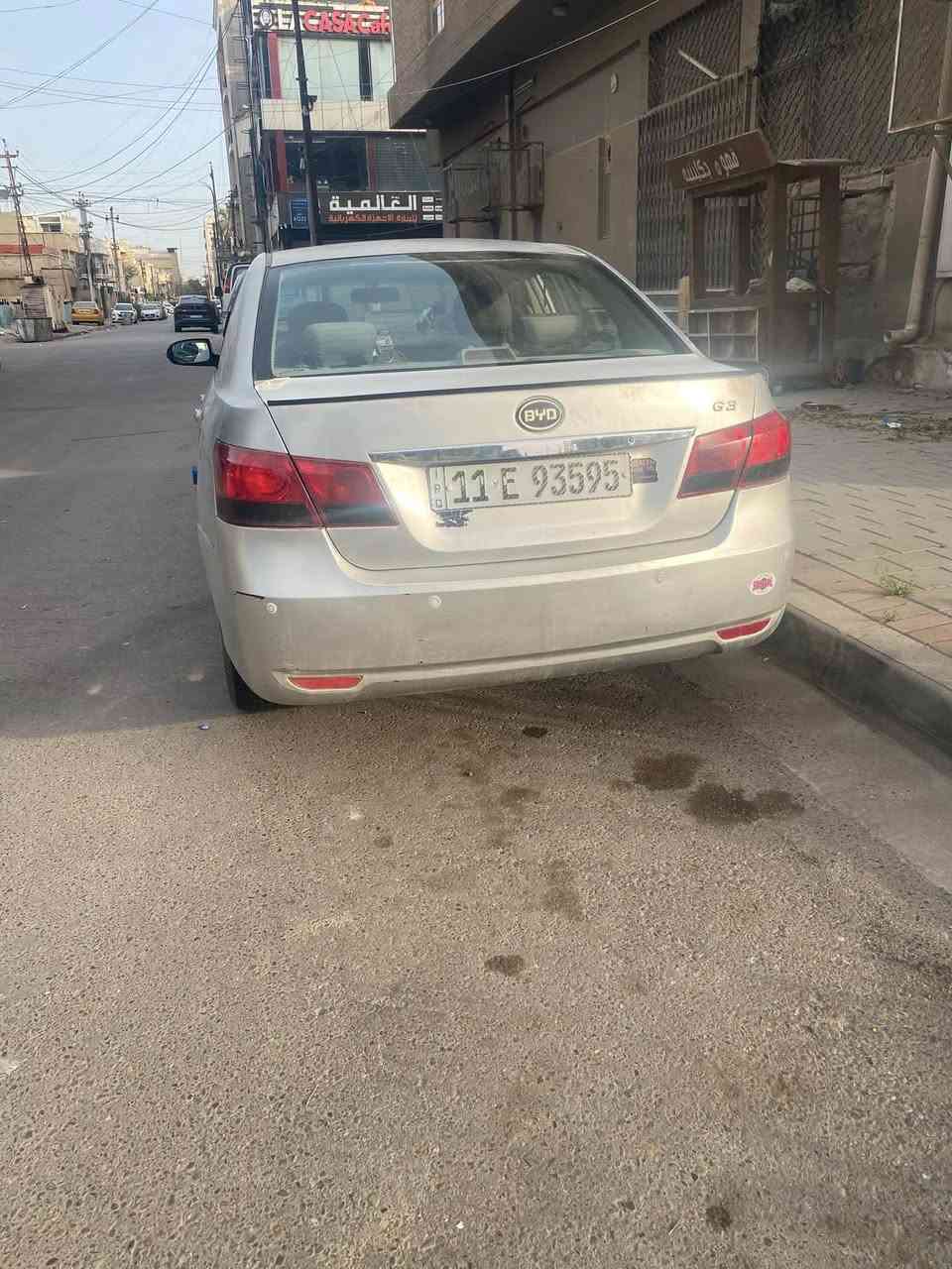سلام عليكم سيارة بي وايد كير عادي المرغوب مكينة هوندا ١٦٠٠ سيارة كير محرك كفالة بيها باب جاملغ لايسر مبدل وبيها جراد وباقي كله بلادي صدر جديد منظومة تبريد جديد ثلج  تايرات جدد رقم دولي سيارة جاهزة فول بصمة تحكم ستيرن بنروما سعر ٥٤ وبيها مجال مكان بغداد ***********
