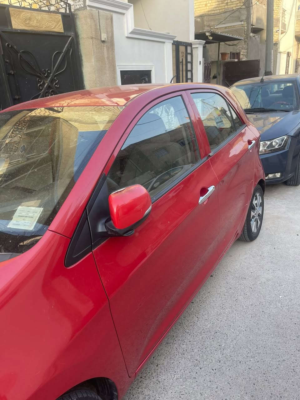 السلام عليكم
كيا بيكانتو للبيع موديل 2017 وارد خليجي السيارة بدون حادث مكفولة من كلشي بس بيها شخطات بسيطة موضحه بالصور
محرك 1400
ماشية 47 الف 
رقمها بغداد
تخم تايرات جديد
مكاني بغداد الحرية 

السعر 97 ورقة وبيها مجال

التواصل على الحساب او على هذا الرقم ***********
