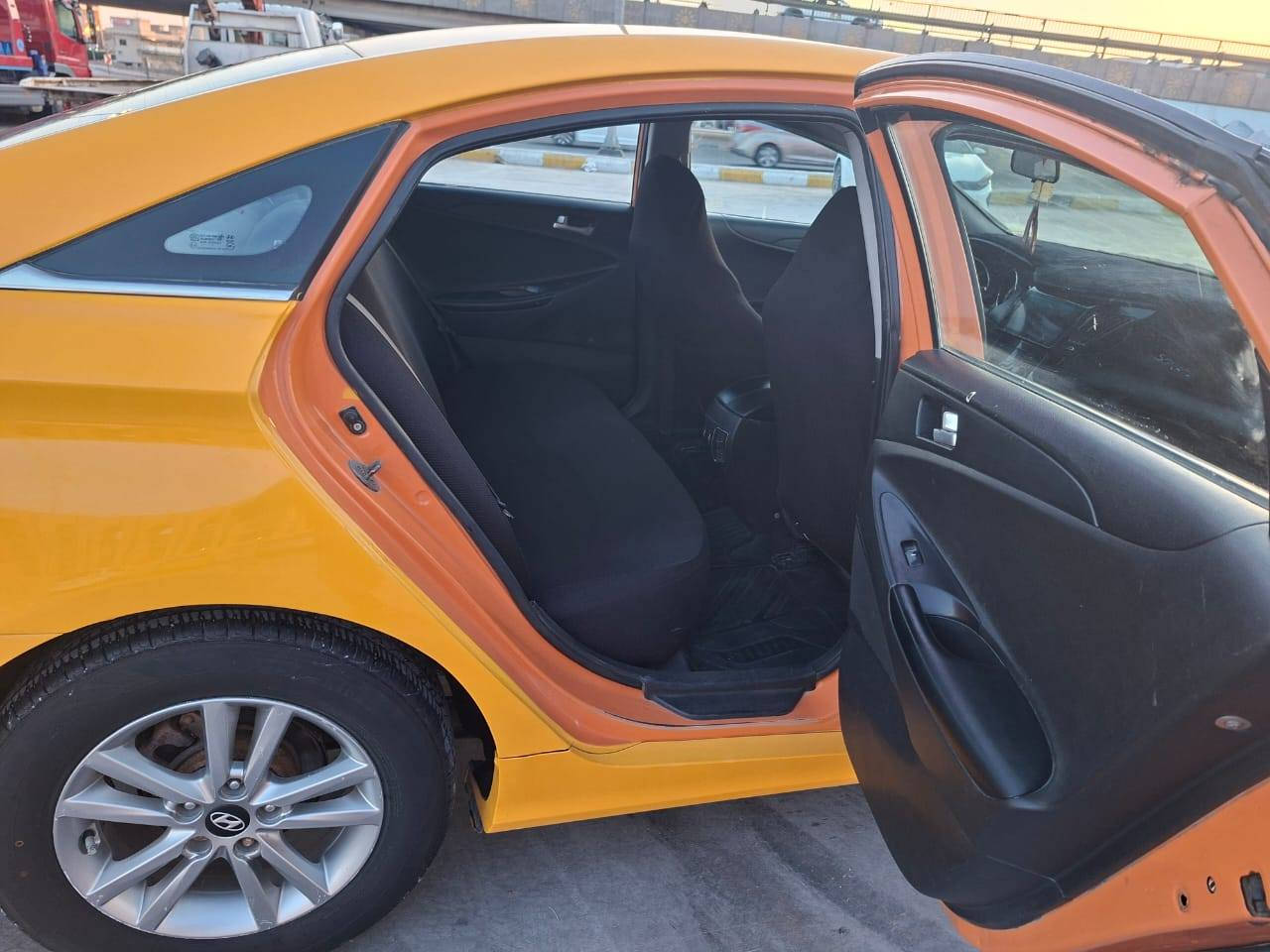 سلام عليكم البيع سوناته2011 وارد كودي مكفوله كفاله عامه مكينه 2000 دوش منضومه غاز تخم تاير ويل كب حداديه جديده تبريد ثلج جاهزه الاخير مال جناي رقم راسط مكان السياره الدوانيه عفك  ملاحضه مكينه وكير جدد مكلف بل نشر لحد يرسلني هاذه رقمه صاحب سياره ***********/// ***********   @إشارة  السعر 105 وبيه مجال
