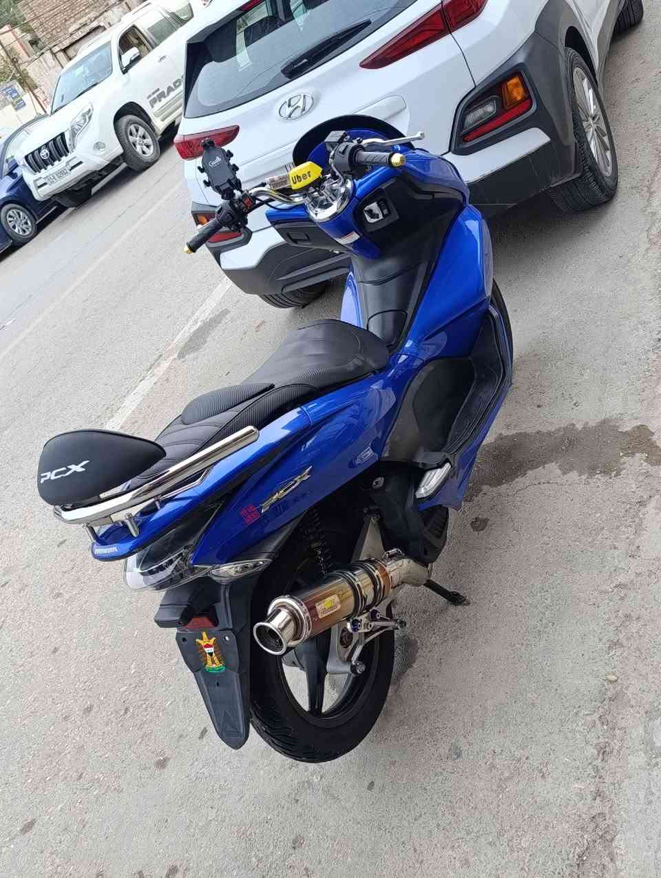 السلام عليكم شباب
دراجه pcx جيل اول ياباني 

مكفوله كفاله عامه من كلشي

   الاستفسار ***********

مكاني كوت الشرقيه.   سعره 13 وبيه مجال حك الجيه
