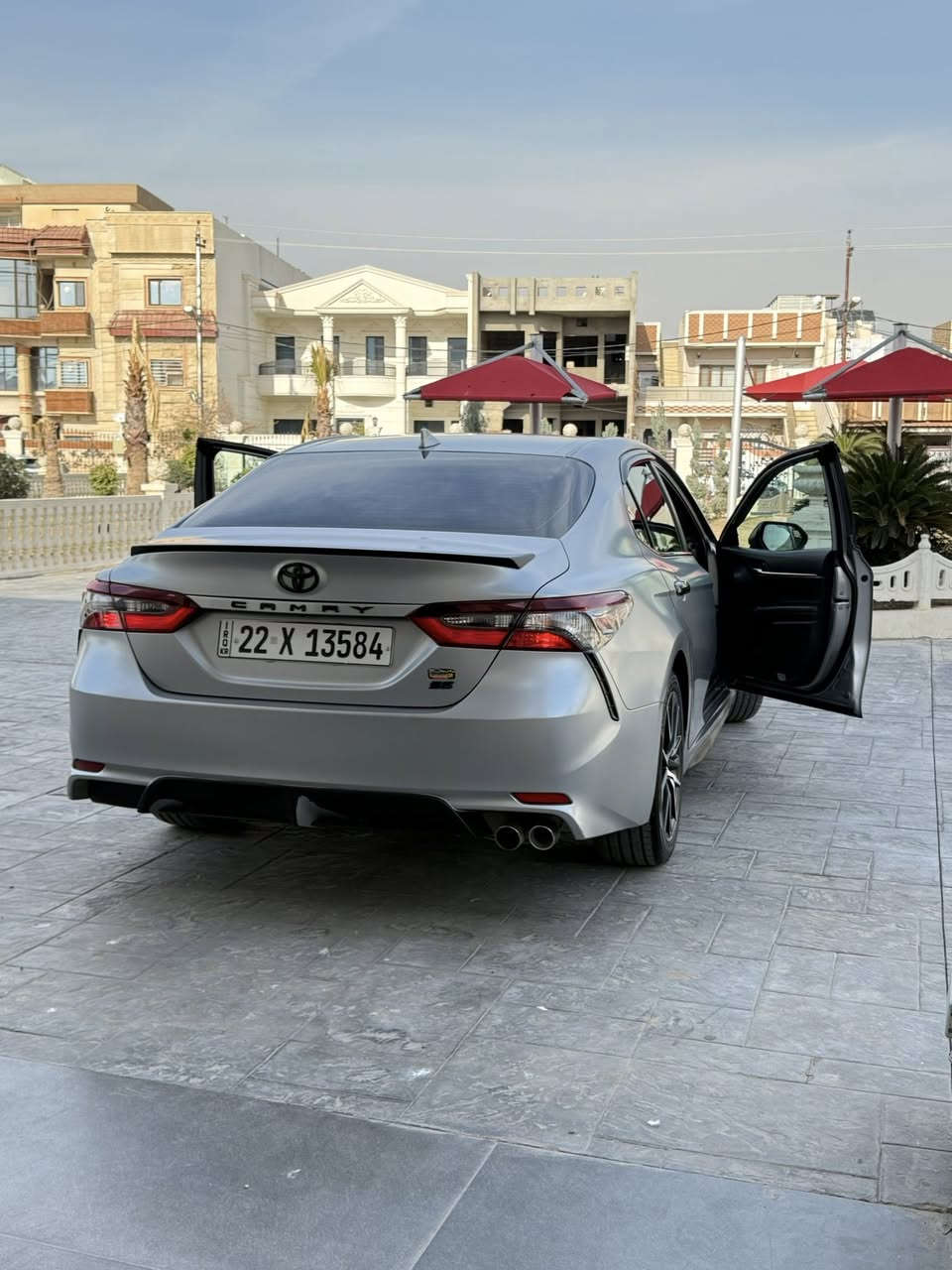 سلام عليكم من رخصة الادمن 
تويوتا كامري موديل 23 se 
مواصفات السياره :
كشن جلد
كشن كهرباء 
رادار امامي 
رادار خلفي 
رادار خط المسار 
٣ وضعيات قياده eco normal sport
٣ كير : عادي اوتماتيك شفتات ستيرن 
كير ٨ نمر 
اشاير بالمري
ترحيب عن فتح السياره امامي وخلفي وابواب 
تنبيه عند عدم غلق السياره 
اشاير اوتو عند رجوع للخلف او فتح الابواب تفتح رباعي تلقائيا
تحكمات ستيرن بالكامل 
سياره مابيها برغي نقص ودينار مابي مصرف سنويه وهزه كلها جديد وبيها بطاقه بانزين تخم تايرات عليها صفر بعدها سياره مصروف عليها كلش اهواي الشاشه حجم جبير عليها ب ٤٠٠$ سعرها وتكدر تتاكد من سعرها والسياره مغلفه بالكامل ستيكر مات تحب تاخذها هيج تحب افتحها الك حسب الرغبه ضرر سياره جاملغ تجاري وحافه بونيد فقط ضررها كلش خفيف وايرباك فقط تكمه 
سعر السياره ٢١٩$ بيها مجال قليل صور ضرر موجود بالمنشور السياره باسمي وشرط تحويل وغرامه 
***********
 مكان سياره كركوك
