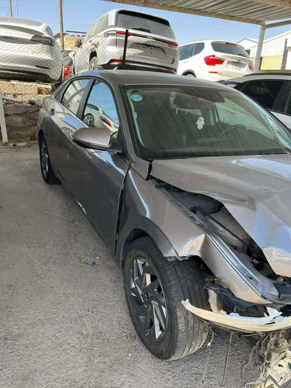 النترا2024
السياره هايبرد +بانزين
مواصفات تقريبا فول عده الفتحة
جنطه ذكيه 
لد خلفي امامي
حساسات 
ويل كب
شاشه دجتال 
كار بلي 
تشغيل عن بعد
بصمه تشغيل
السياره فقط بنيد صبغ
وجاملغ خشمه بارد فقط 
لا شواصي لا لغود 
ايرباك برده فقط 
ماشيه٣٠
ترقيم جديد باسمي 
اي استفسار ***********
