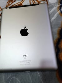 ايباد ابل • ذاكرة ٣٢ • شغال